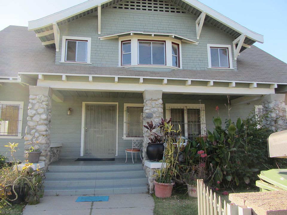 1st image of 2329 S Gramercy Pl