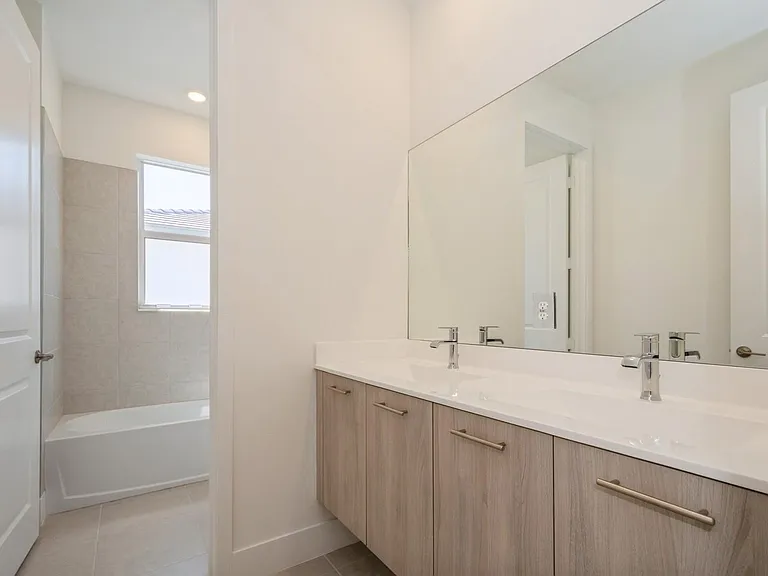 12290 SW 44th Ct — Photo 43