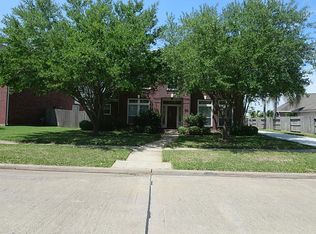 2302 Clawson Falls Ln, Sugar Land, TX 77479