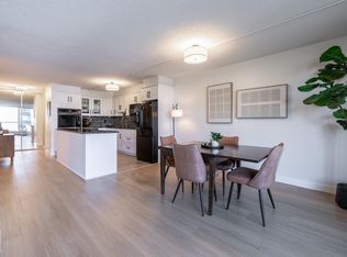 10011 116th St NW #807, Edmonton, AB T5K1V4
