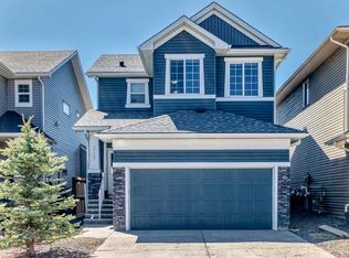 367 S Evanspark Gdns NW, Calgary, AB T3P0E2