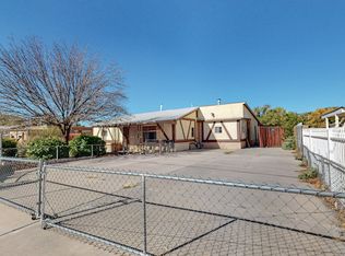 1635 Van Cleave Rd NW, Albuquerque, NM 87107