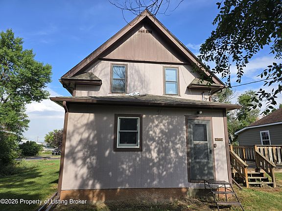 2nd image of 307 3rd Ave W