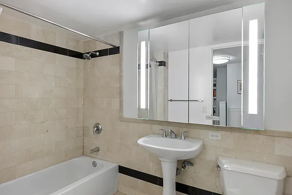 Rented by Platinum Properties | media 23