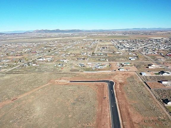 4th image of 26 4b Ranch | Chase #5