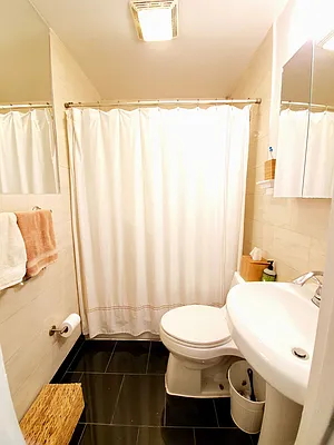 Rented by Compass | media 17