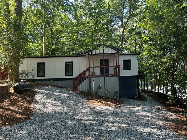 111 Fisherman Cv, Lavonia, GA 30553