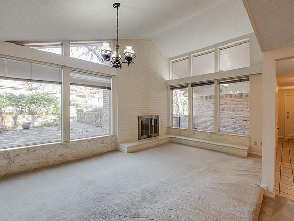 5th image of 2109 Valleydale Dr
