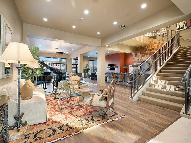 La Vida 55+ Luxury Living — Photo 19
