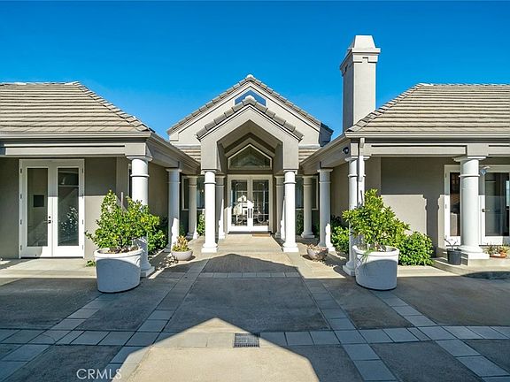 4th image of 2813 Alamo Dr