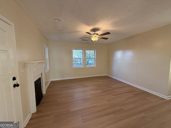 3rd image of 291 Harris St