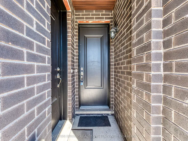 1 Lawrence Ave W #1774A — Photo 4