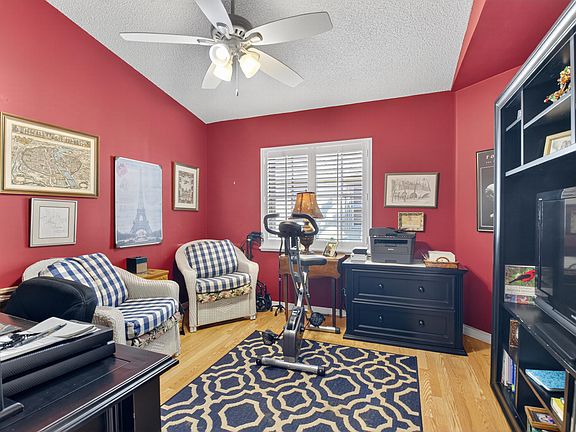 5th image of 15436 Rosaire Lane