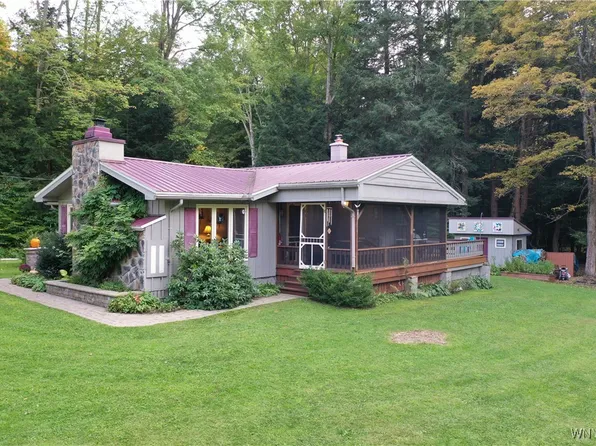 4525 Hungry Hollow Rd, Great Valley, NY 14741
