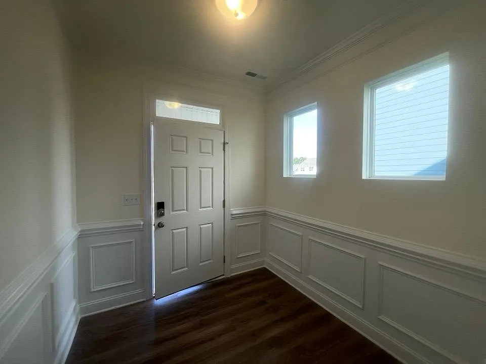 3893 Center Place Dr — Photo 4