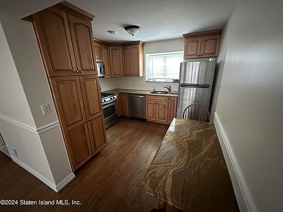 3rd image of 50 Churchill Ave #2