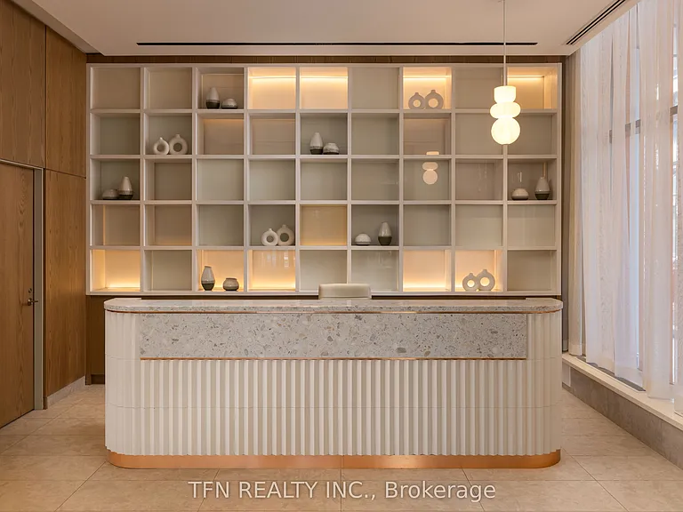 15 Richardson St #727 — Photo 10