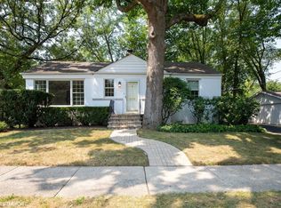 1929 Bosworth Ln, Northfield, IL 60093
