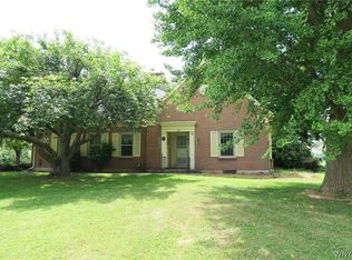 180 S Main St, Lyndonville, NY 14098