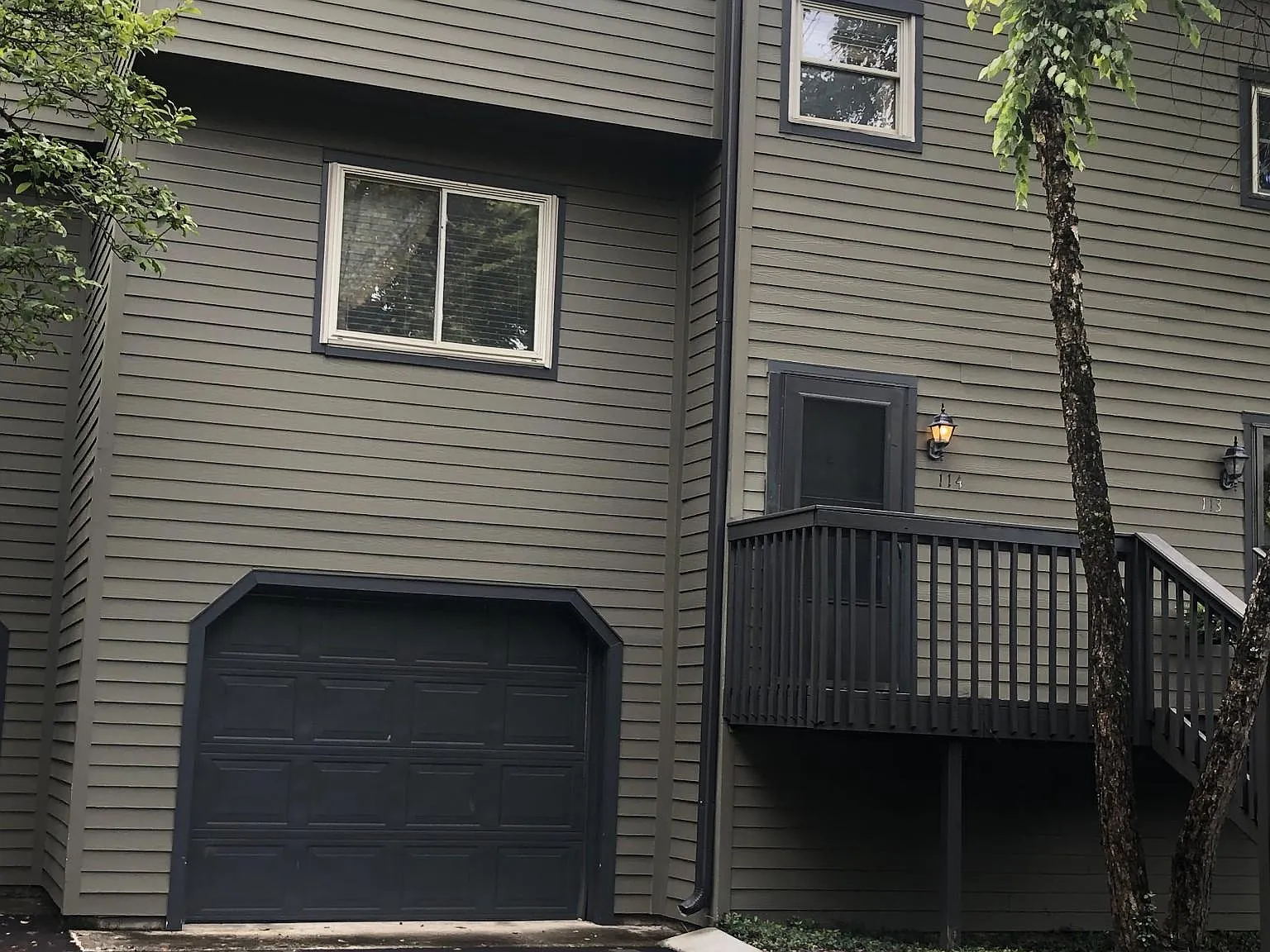 2 bed, 2.5 bath, 1298 sqft, $1,850 — Photo 2