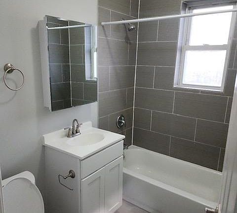 Beautiful renovated bathroom!