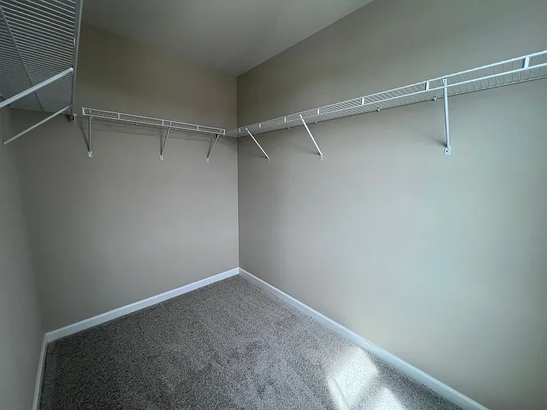 605 Merle Ave — Photo 11