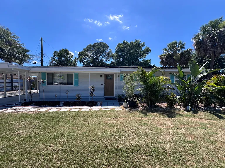 4700 W Leila Ave — Photo 2