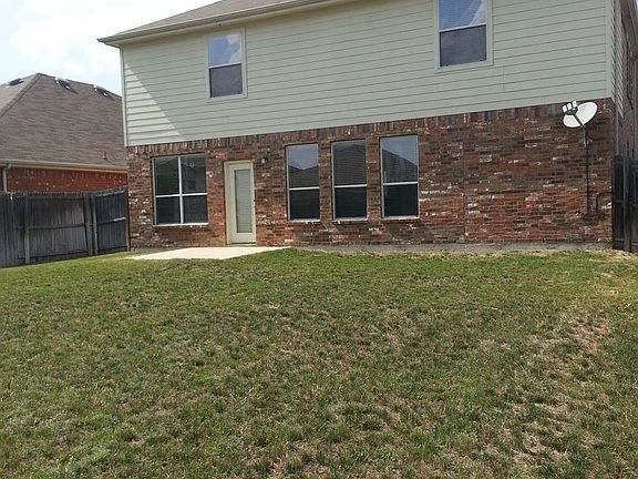 2nd image of 5129 Breeze Hollow Ct