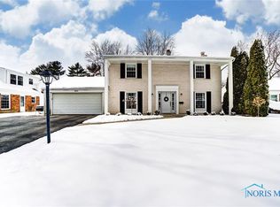 5959 Granville Dr, Sylvania, OH 43560
