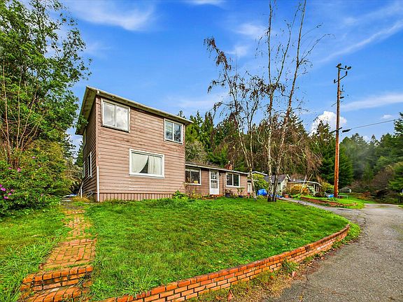 5th image of 301 Paradise Dr