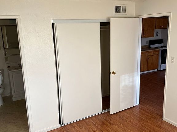3rd image of 3720 Royal Crest St APT 9