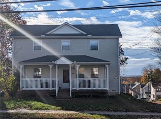 124 Pearl St, Enfield, CT 06082