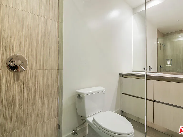 2496 S Centinela Ave #3 — Photo 12