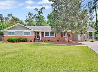 465 Sherwood Rd, Lumberton, NC 28358