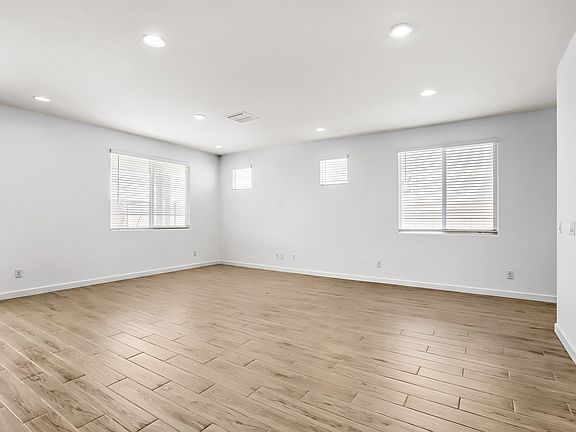 25336 N 175th Ave Print Quality 003 03 Living Room