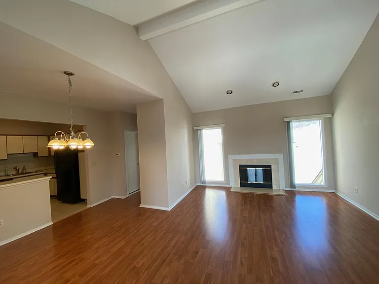 29315 Laurel Dr — Photo 1