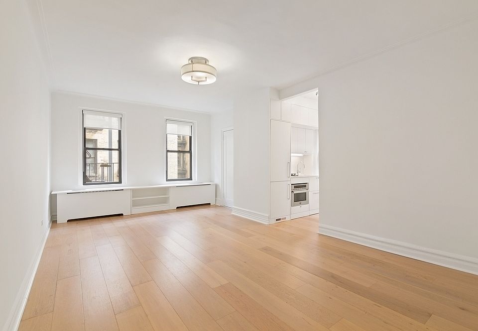 1st image of 225 W 23rd St APT 5G