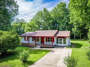 214 Oak Ridge Dr, Byron, GA 31008