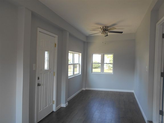 4th image of 309 E Logan St