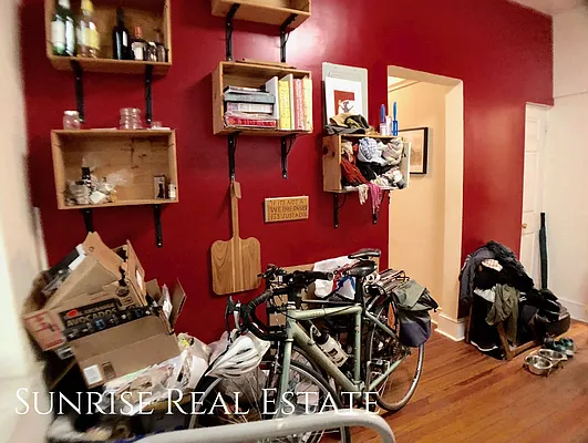 Rented by Sunrise Real Estate | media 33