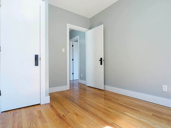 3rd image of 58 E 130th St APT 1A