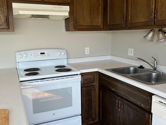 4th image of 7315 Ames Cir