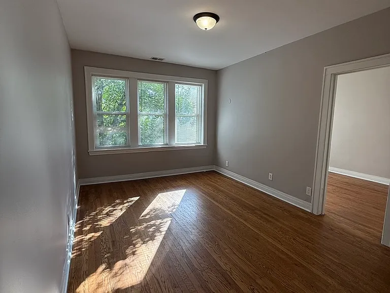 3901 W Division St #1150 — Photo 3