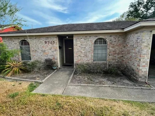 9715 Broun St, Beaumont, TX 77707