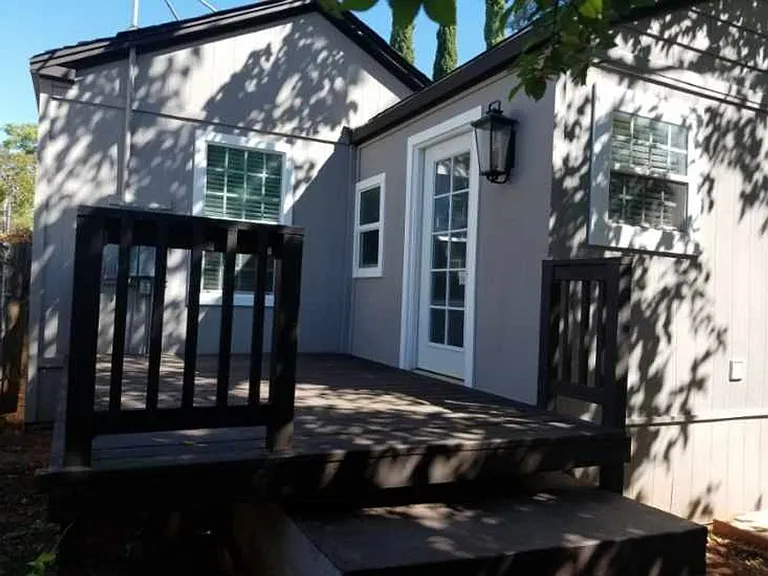 4212 Meade St — Photo 16