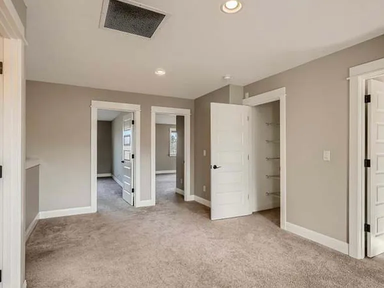 15318 NE 17th St — Photo 24