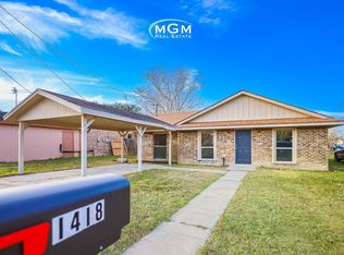 1418 W Milam St, Beeville, TX 78102