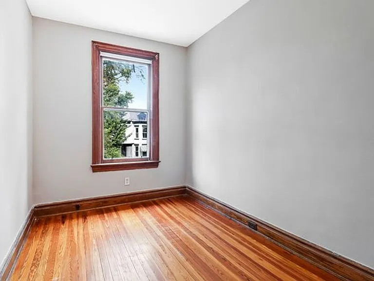 1358 Parkwood Pl NW — Photo 15