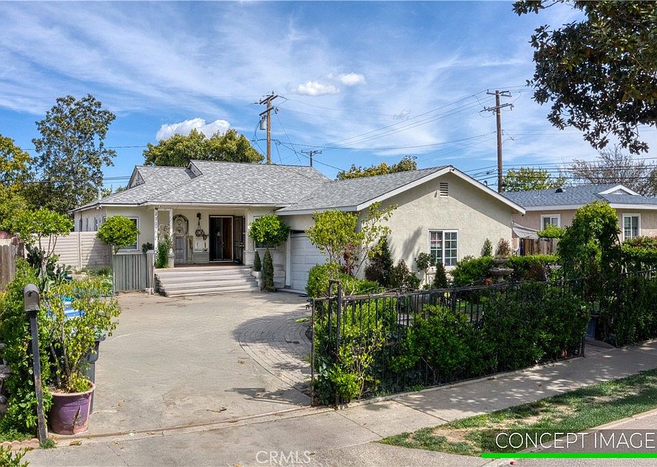 2nd image of 2005 W 11th St