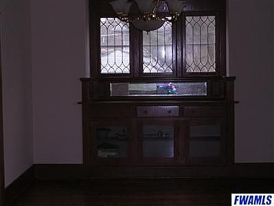 Built-in China Cabinet